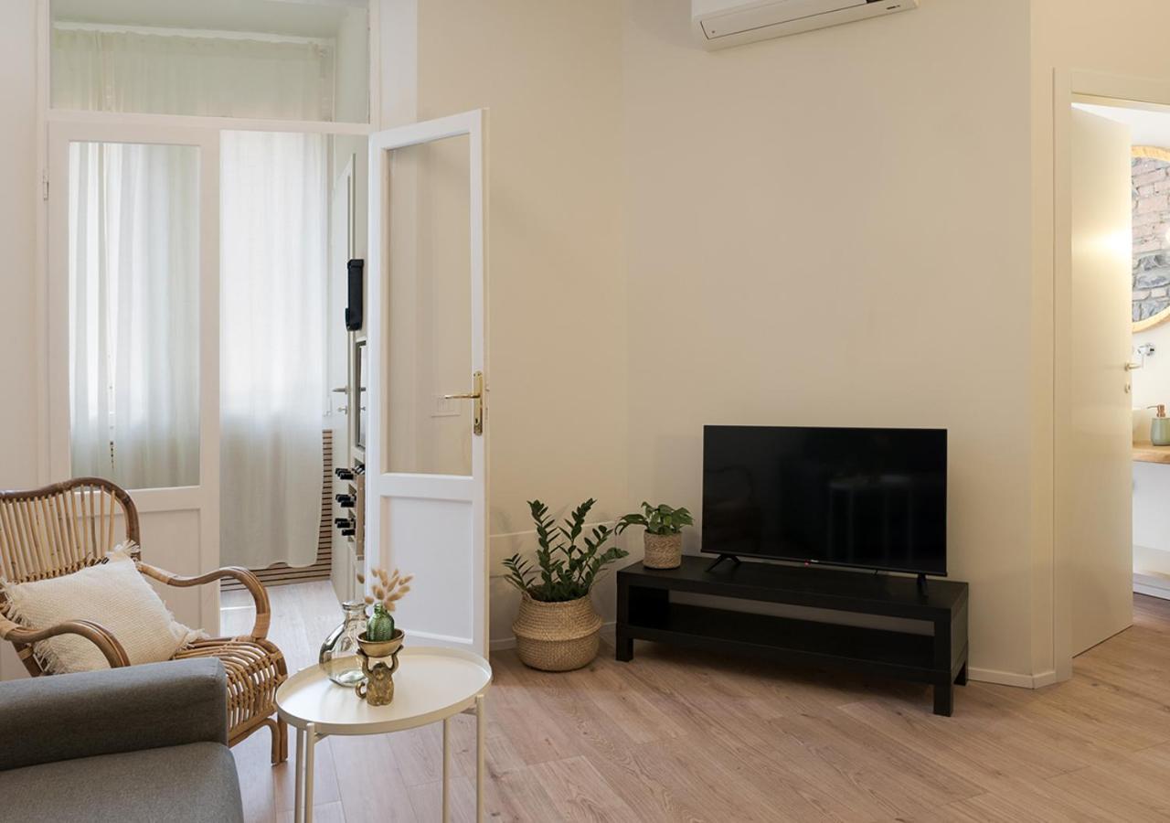 Exclusive Green Apartment - City Center - Como - Near Station Habitación foto